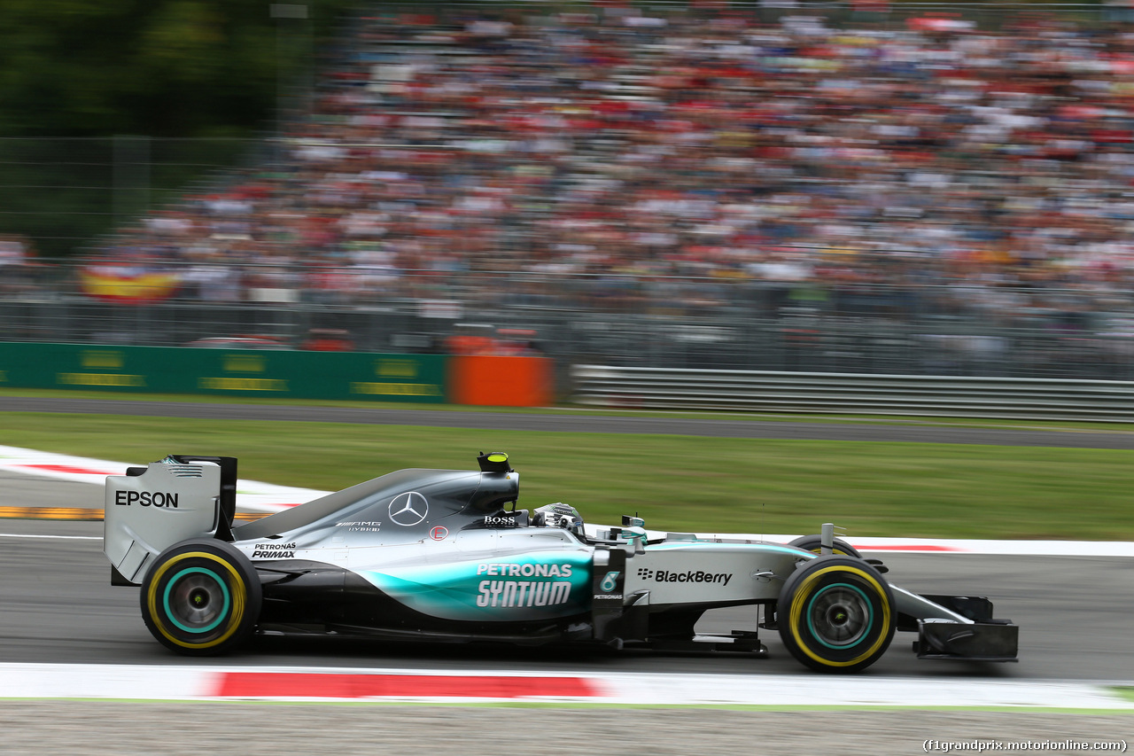 GP ITALIA, 04.09.2015 - Prove Libere 2, Nico Rosberg (GER) Mercedes AMG F1 W06