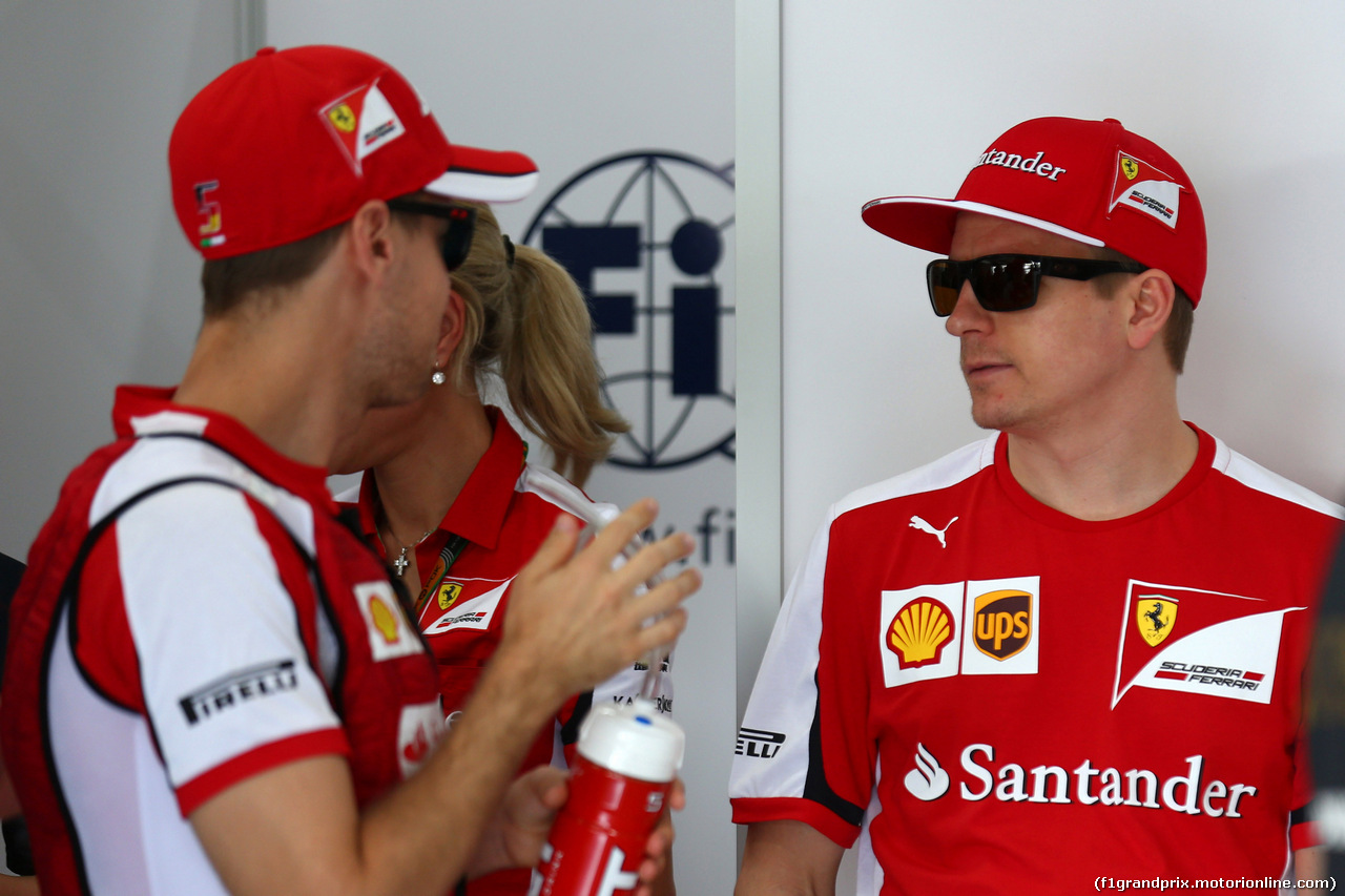 GP MALESIA, 29.03.2015- Sebastian Vettel (GER) Ferrari SF15-T e Kimi Raikkonen (FIN) Ferrari SF15-T