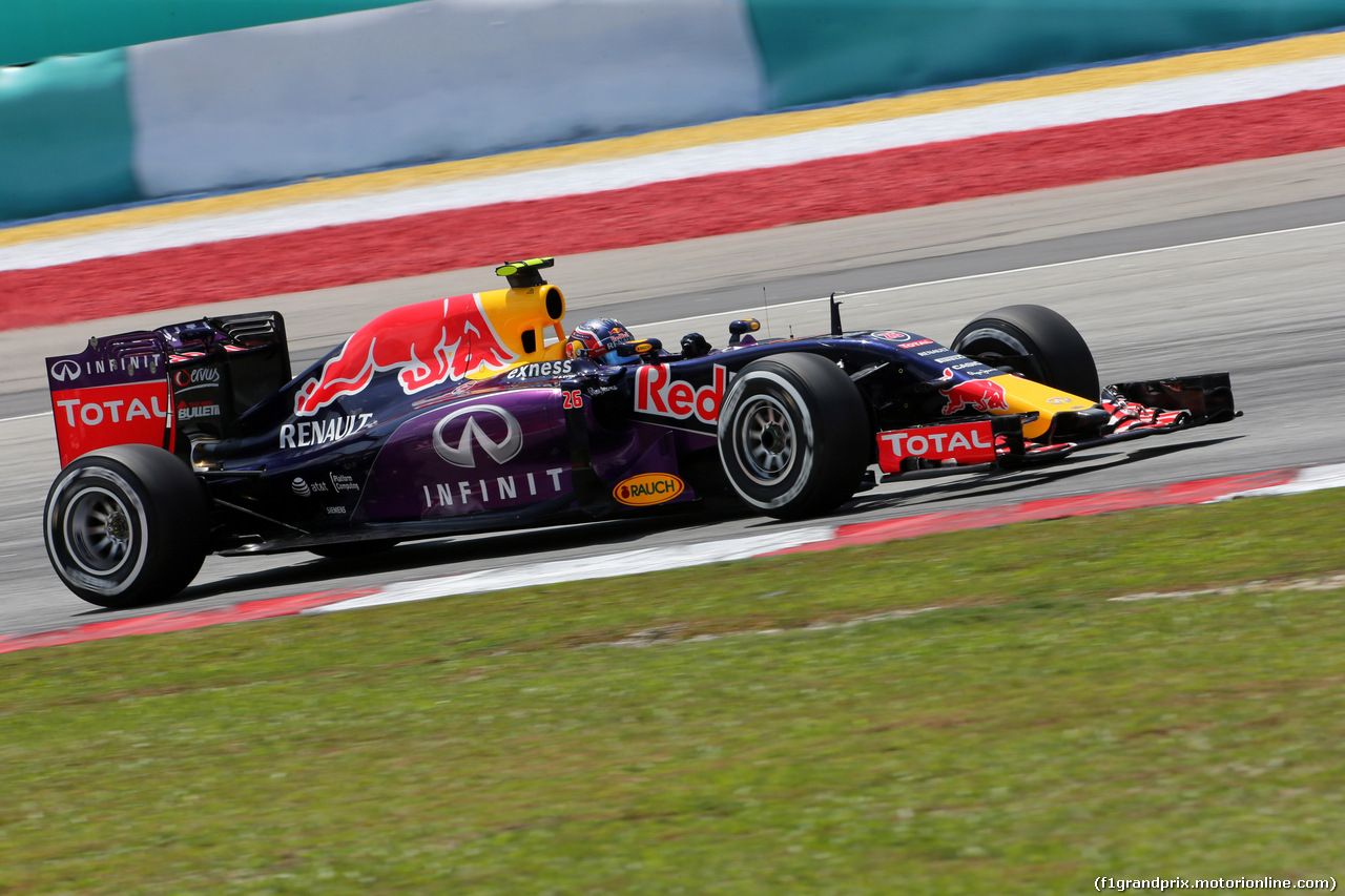 GP MALESIA, 28.03.2015 - Prove Libere 3, Daniil Kvyat (RUS) Red Bull Racing RB11