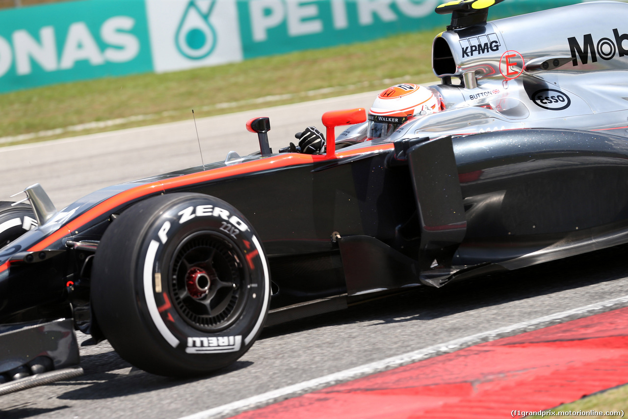 GP MALESIA, 28.03.2015 - Prove Libere 3, Jenson Button (GBR)  McLaren Honda MP4-30.