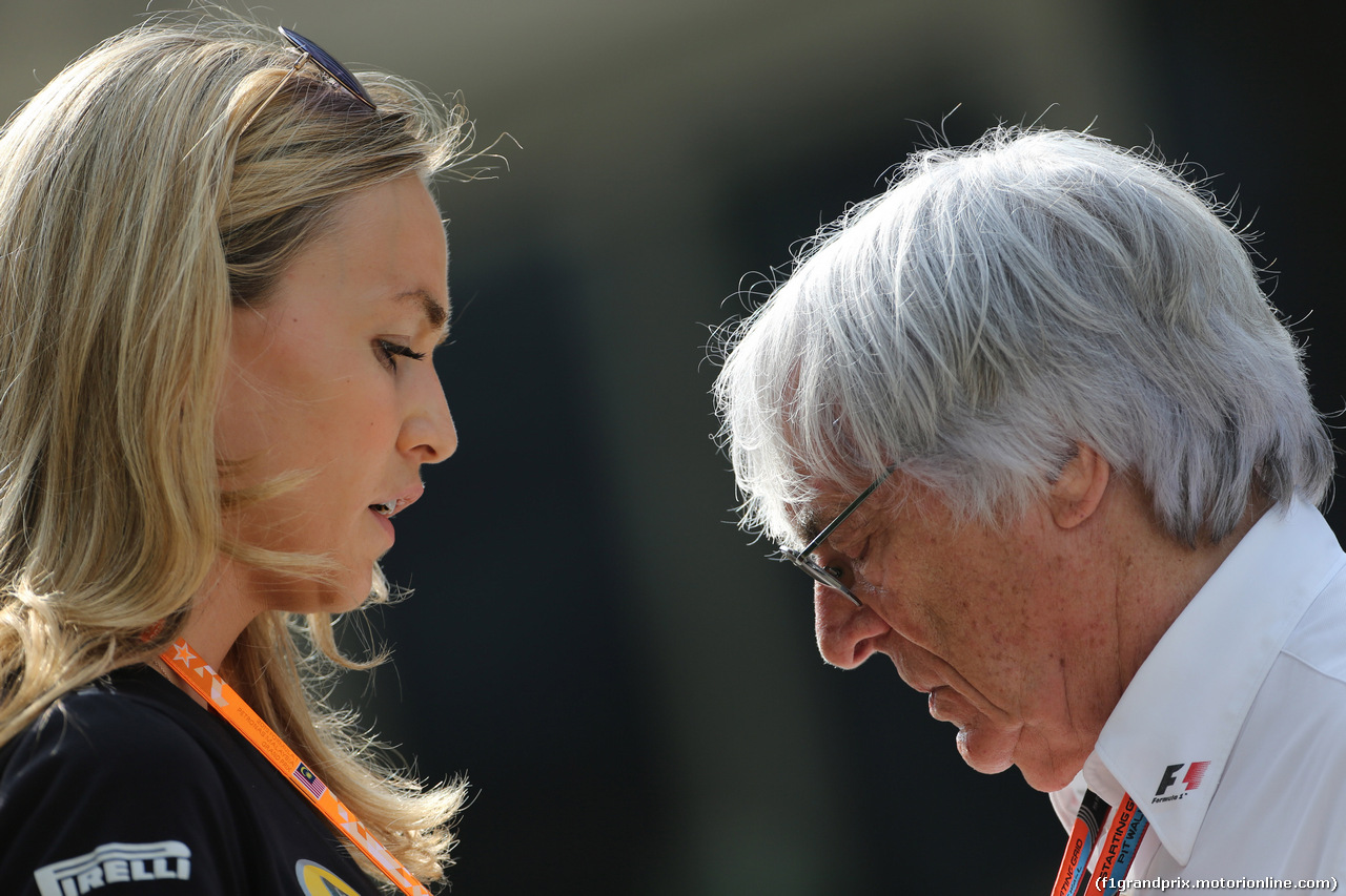 GP MALESIA, 28.03.2015 - Qualifiche, Carmen Jordá (ESP) Test driver, Lotus Team e Bernie Ecclestone (GBR), President e CEO of FOM