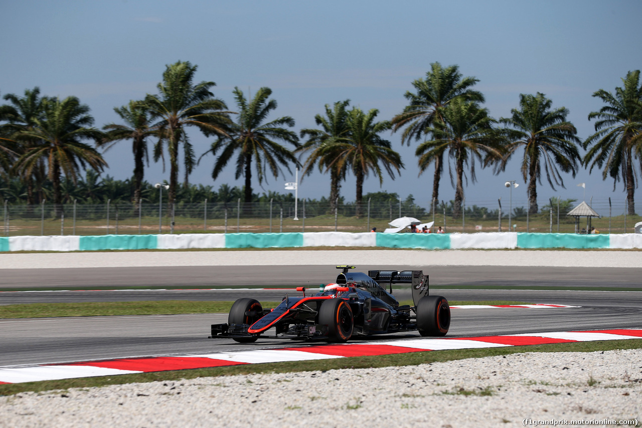 GP MALESIA, 27.03.2015 - Prove Libere 1, Jenson Button (GBR)  McLaren Honda MP4-30.