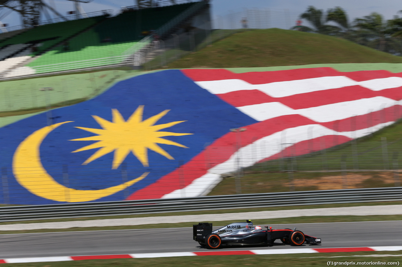 GP MALESIA, 27.03.2015 - Prove Libere 1, Jenson Button (GBR)  McLaren Honda MP4-30.