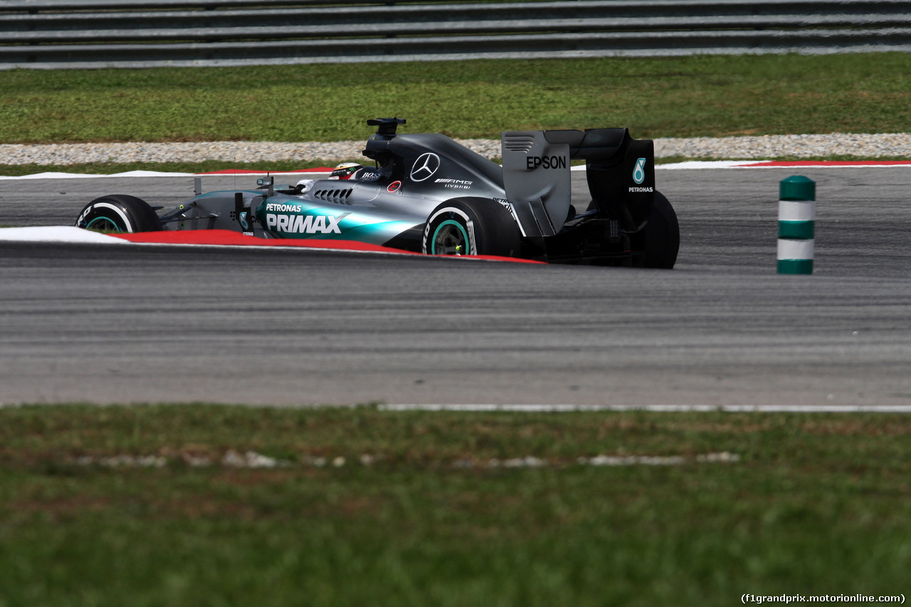 GP MALESIA, 27.03.2015 - Prove Libere 2, Lewis Hamilton (GBR) Mercedes AMG F1 W06