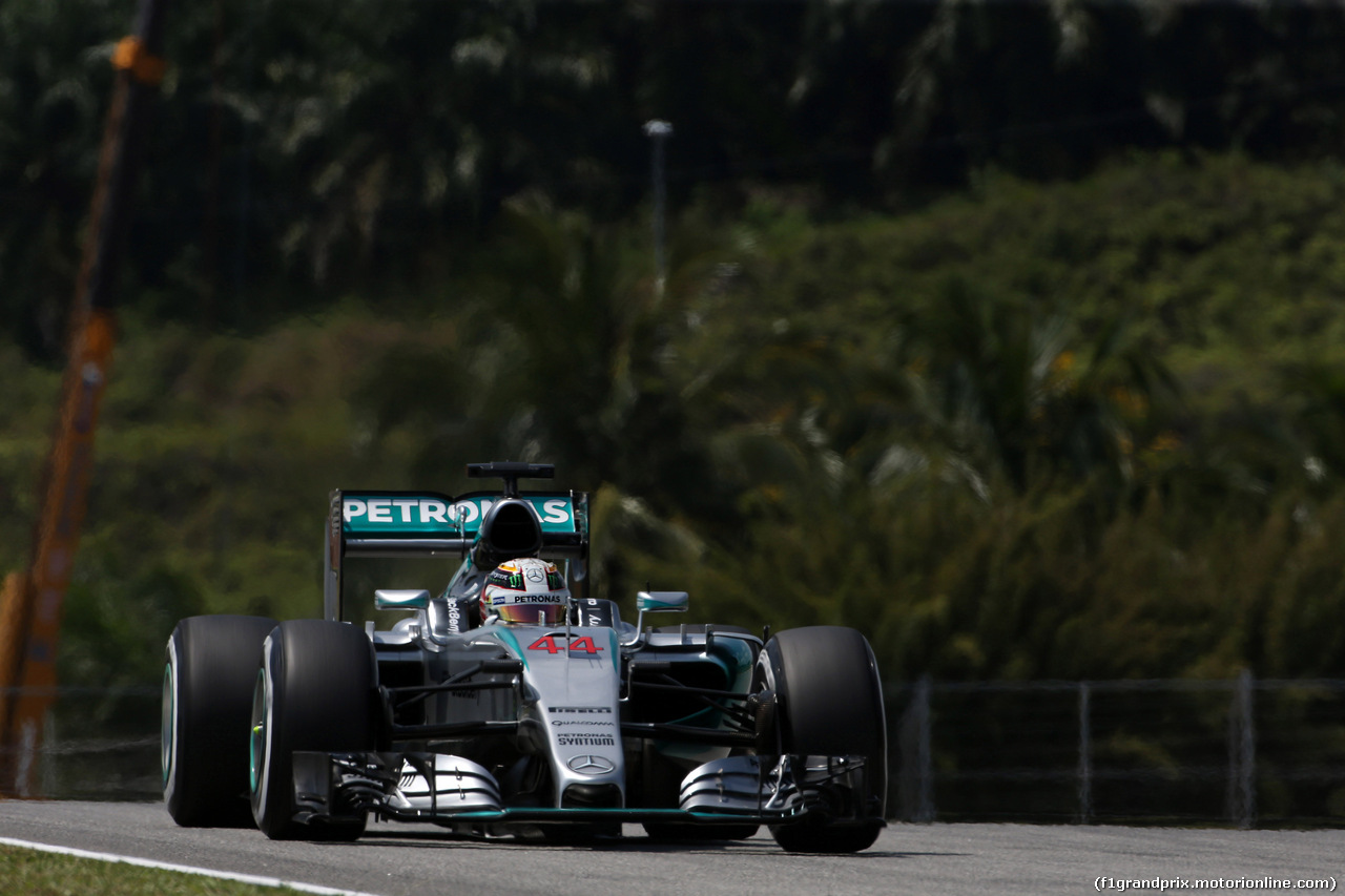 GP MALESIA, 27.03.2015 - Prove Libere 2, Lewis Hamilton (GBR) Mercedes AMG F1 W06