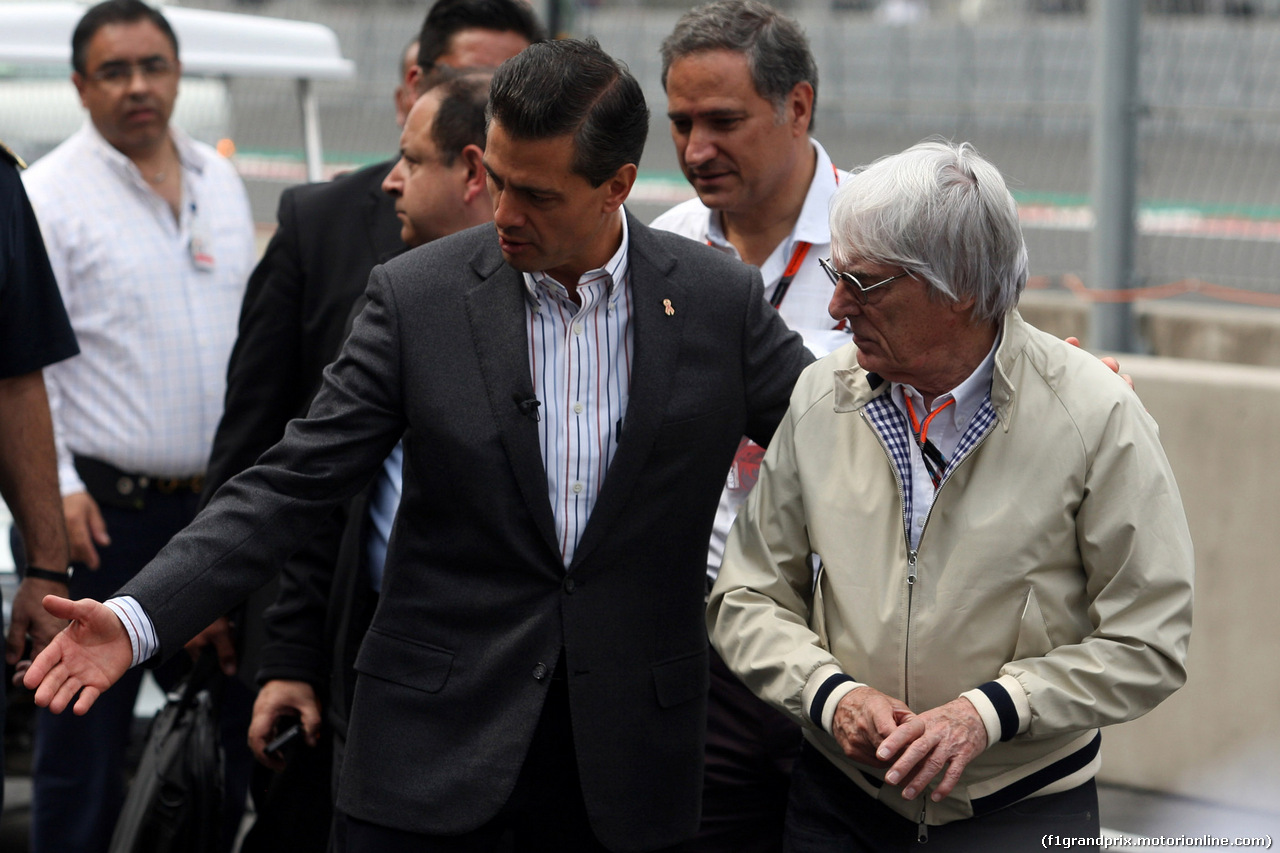 GP MESSICO, 29.10.2015 - Enrique Pena Nieto (MEX), President of Mexico e Bernie Ecclestone (GBR), President e CEO of FOM
