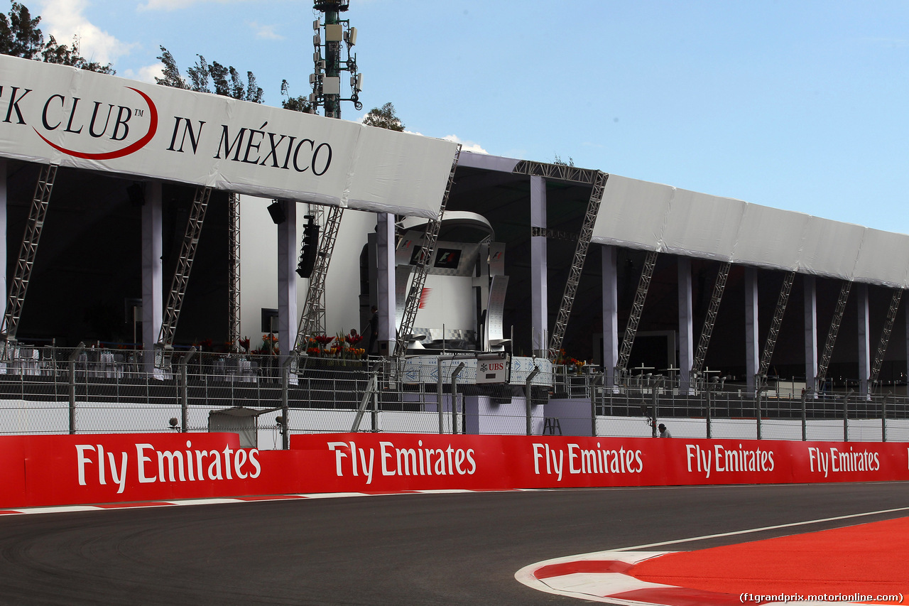 GP MESSICO, 29.10.2015 - The stadium section.