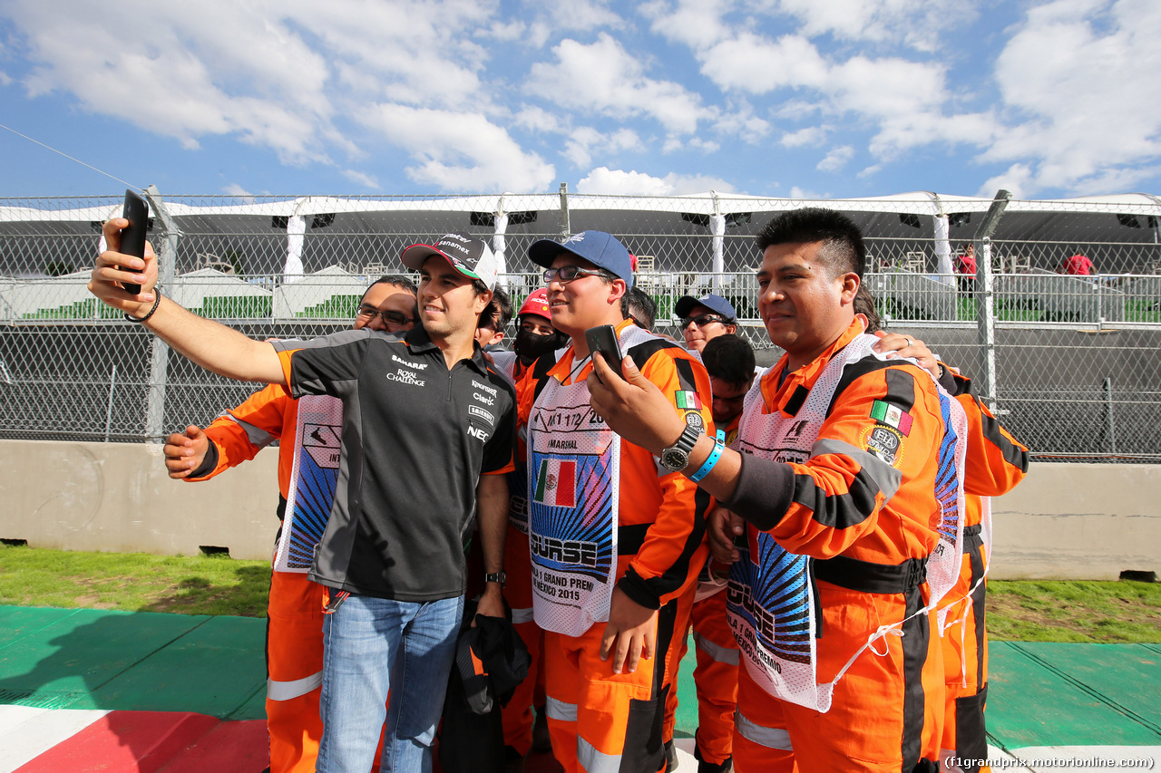 GP MESSICO, 29.10.2015 - Sergio Perez (MEX) Sahara Force India F1 VJM08