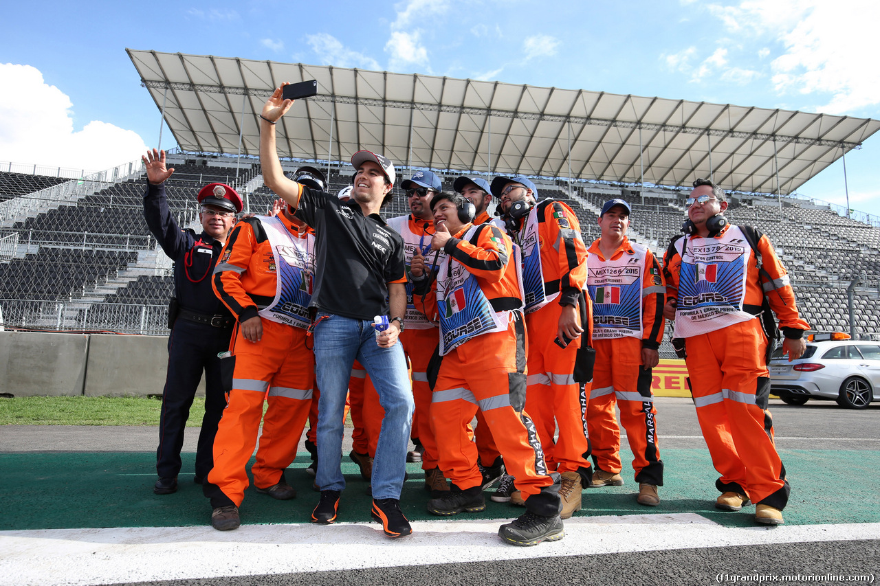 GP MESSICO, 29.10.2015 - Sergio Perez (MEX) Sahara Force India F1 VJM08