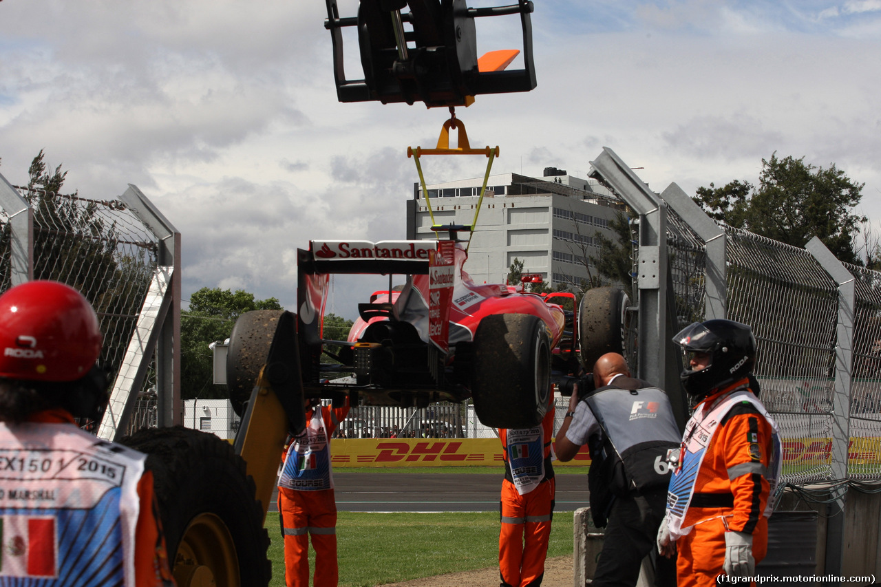 GP MESSICO, 31.10.2015- Prove Libere 3, Kimi Raikkonen (FIN) Ferrari SF15-T