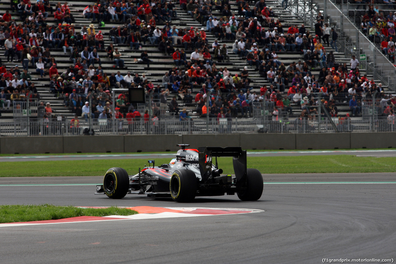 GP MESSICO, 31.10.2015- Prove Libere 3, Fernando Alonso (ESP) McLaren Honda MP4-30
