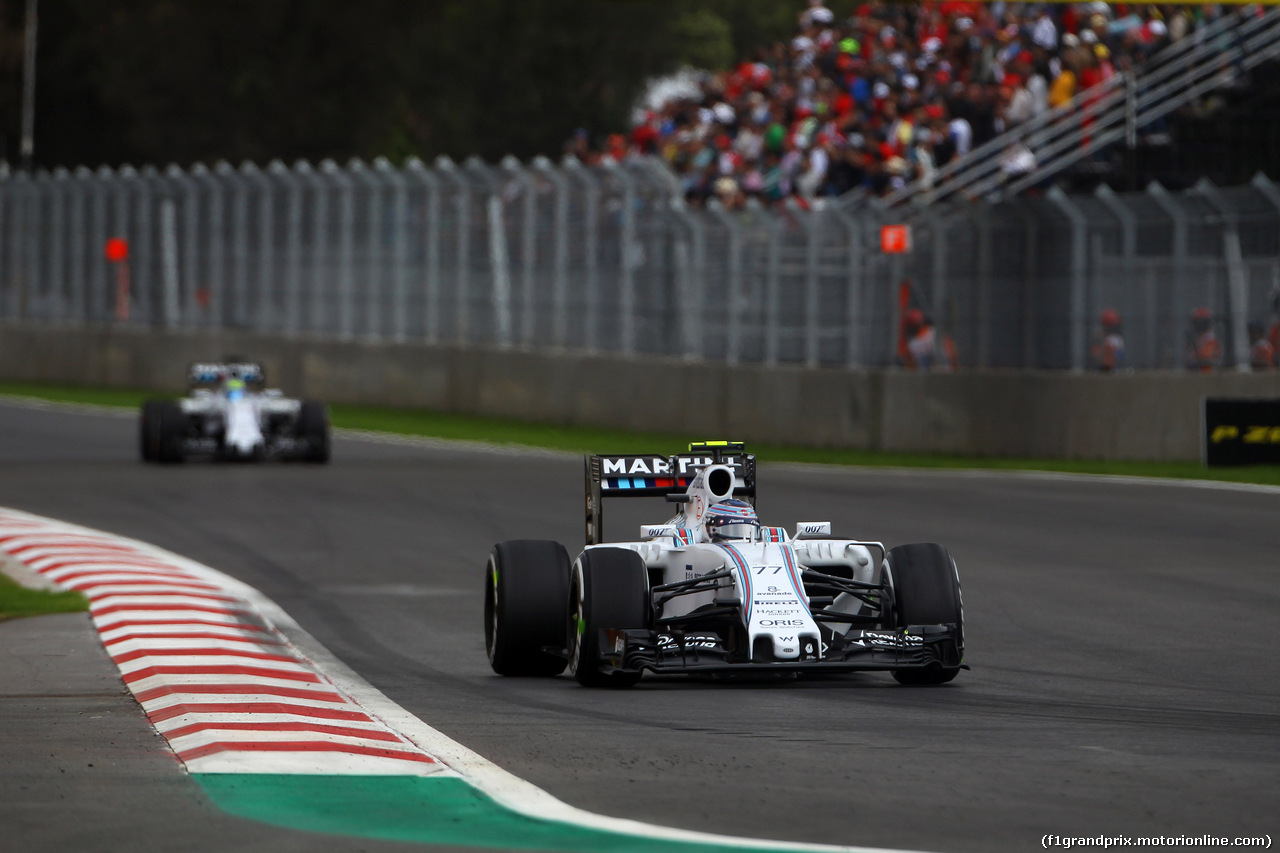 GP MESSICO, 31.10.2015- Prove Libere 3, Valtteri Bottas (FIN) Williams F1 Team FW37 davanti a Felipe Massa (BRA) Williams F1 Team FW37