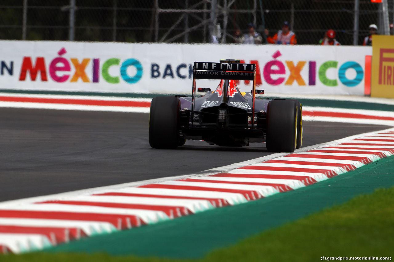 GP MESSICO, 31.10.2015- Prove Libere 3, Daniil Kvyat (RUS) Red Bull Racing RB11