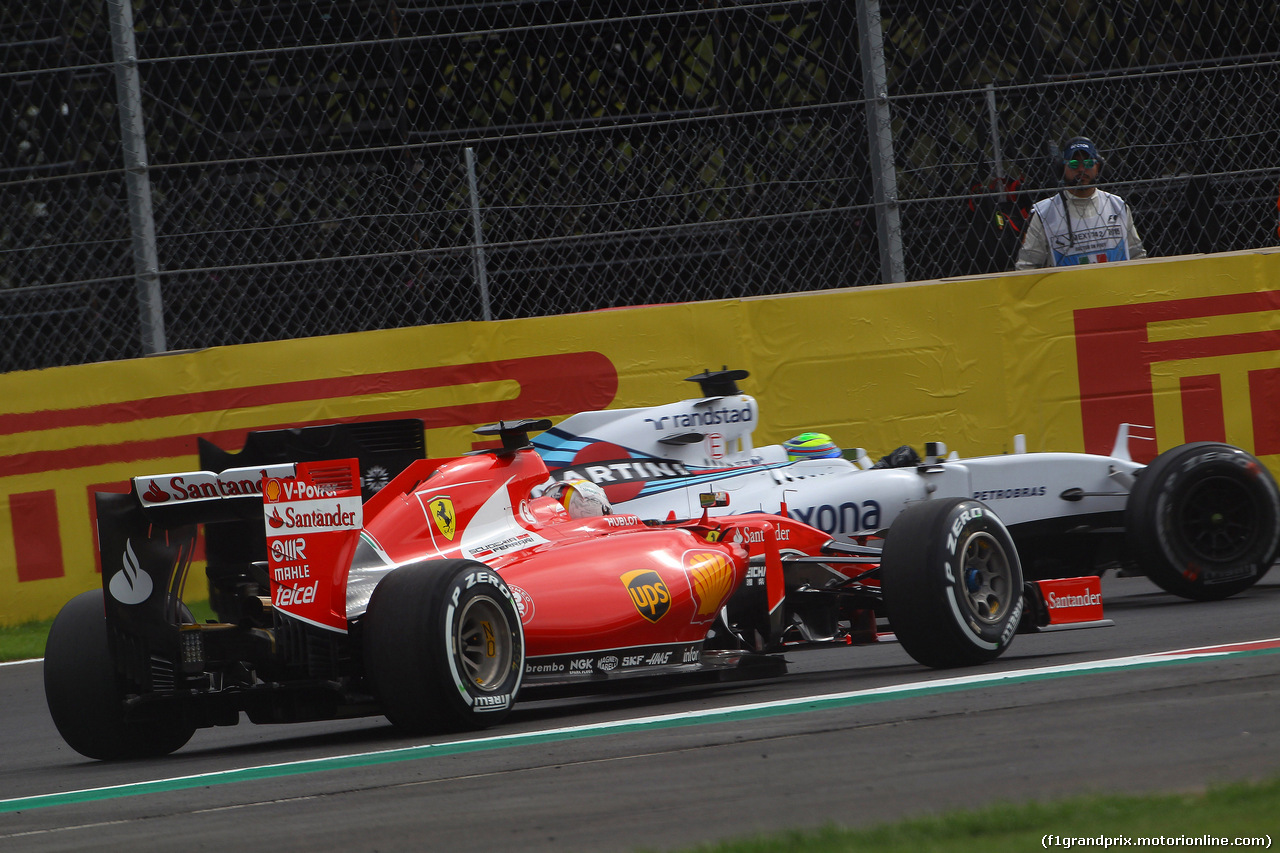 GP MESSICO, 31.10.2015- Prove Libere 3, Sebastian Vettel (GER) Ferrari SF15-T e Felipe Massa (BRA) Williams F1 Team FW37