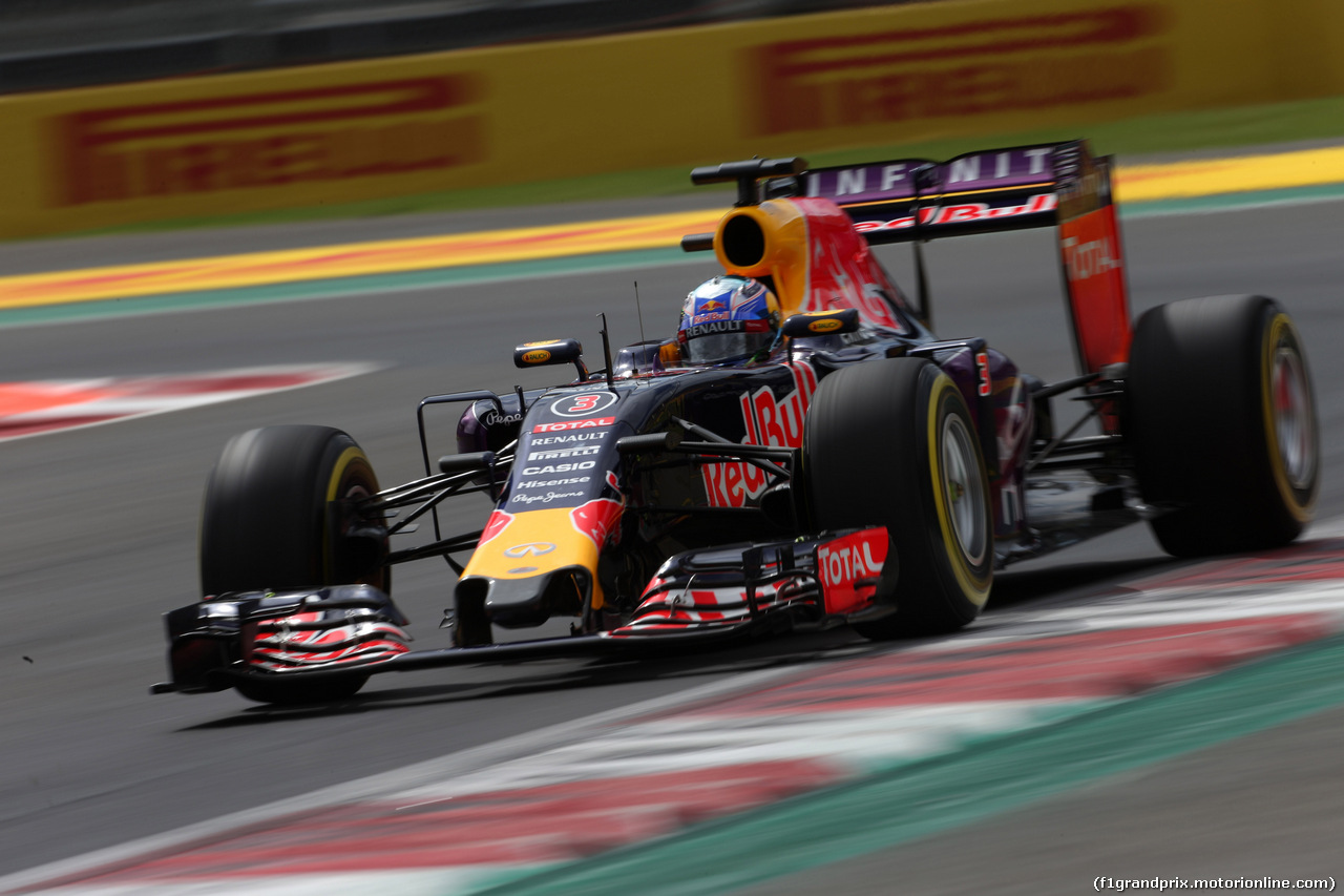 GP MESSICO, 31.10.2015- Prove Libere 3, Daniel Ricciardo (AUS) Red Bull Racing RB11