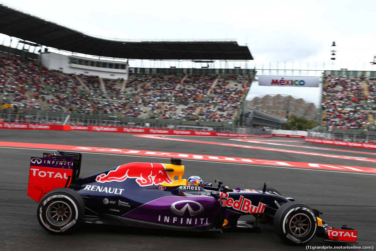 GP MESSICO, 31.10.2015- Prove Libere 3, Daniel Ricciardo (AUS) Red Bull Racing RB11