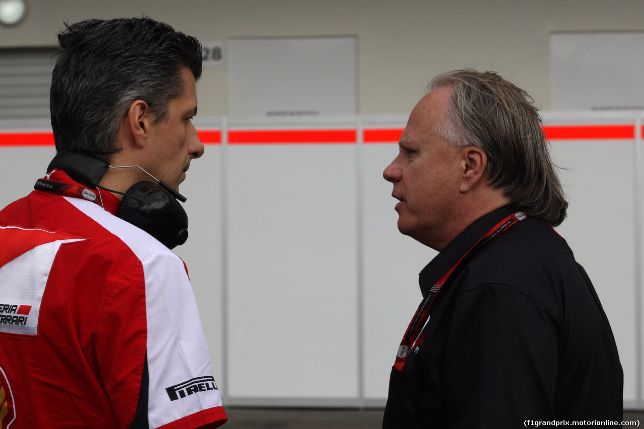 GP MESSICO, 31.10.2015- Qualifiche, Gene Haas (USA), head of the Haas F1 Team (R)