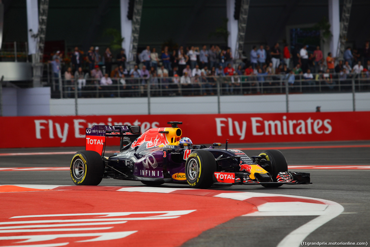 GP MESSICO, 31.10.2015- Qualifiche, Daniel Ricciardo (AUS) Red Bull Racing RB11