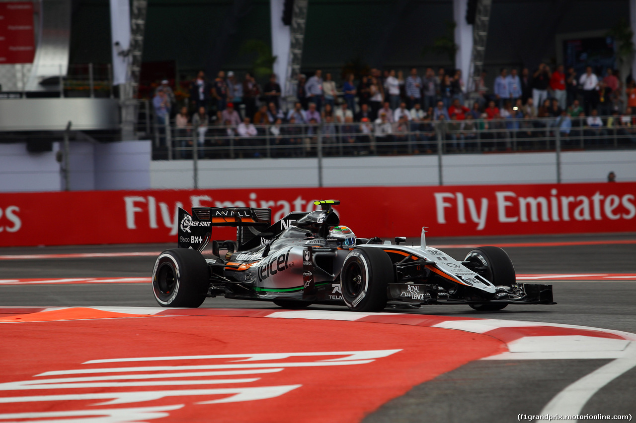 GP MESSICO, 31.10.2015- Qualifiche, Sergio Perez (MEX) Sahara Force India F1 VJM08