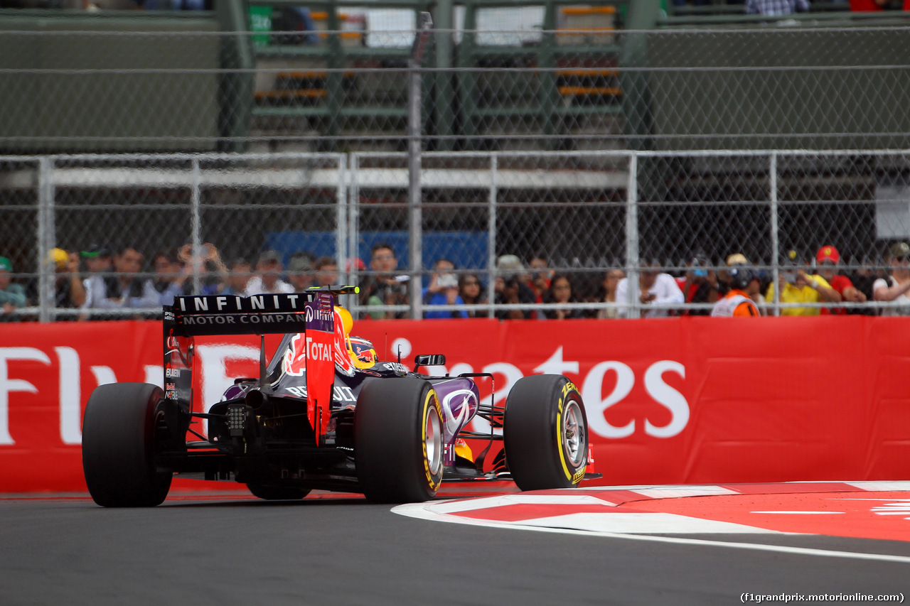 GP MESSICO, 31.10.2015- Qualifiche, Daniil Kvyat (RUS) Red Bull Racing RB11