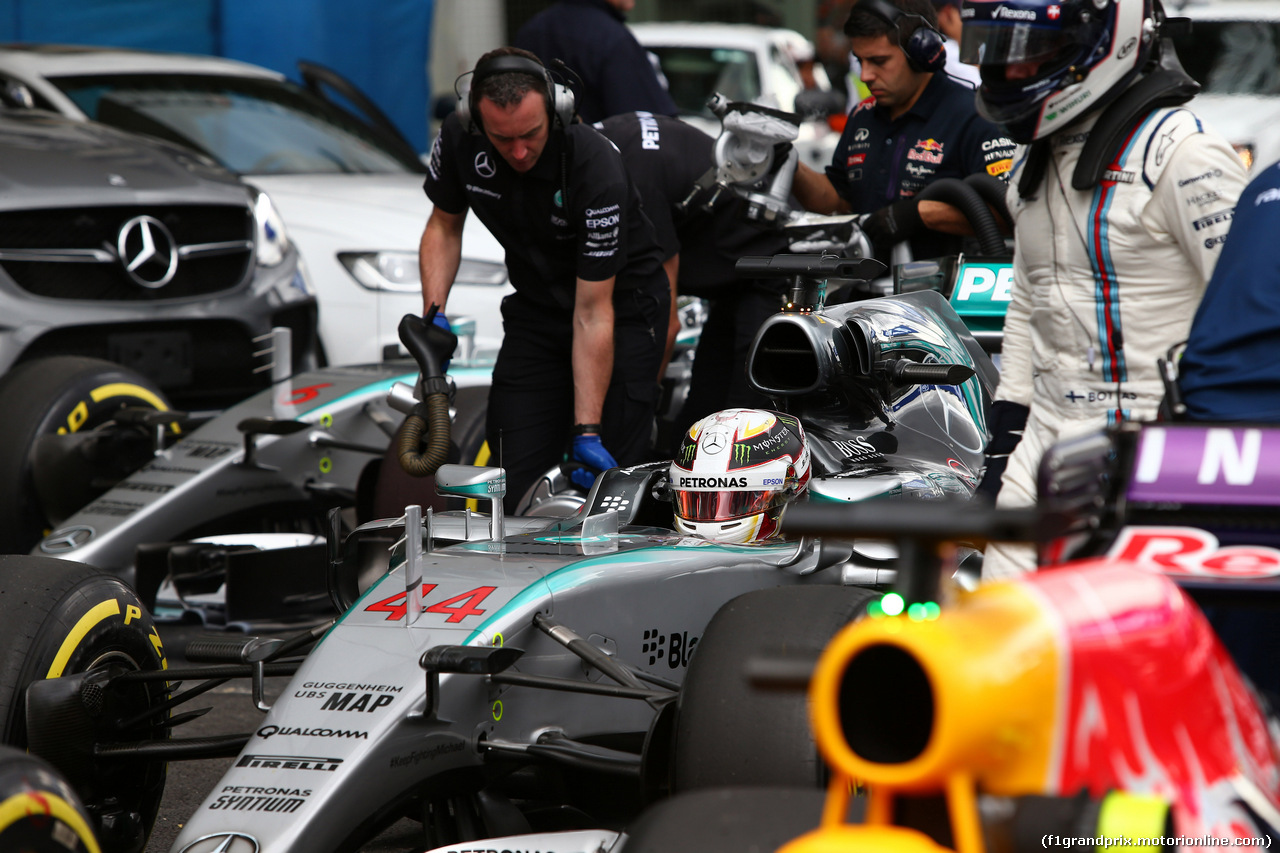 GP MESSICO, 31.10.2015- Qualifiche, Lewis Hamilton (GBR) Mercedes AMG F1 W06