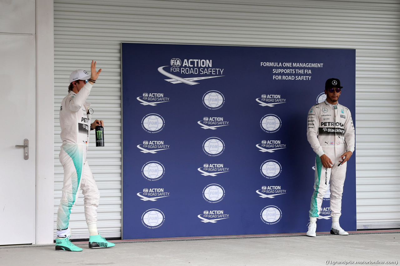 GP MESSICO, 31.10.2015- Qualifiche, Nico Rosberg (GER) Mercedes AMG F1 W06 e Lewis Hamilton (GBR) Mercedes AMG F1 W06