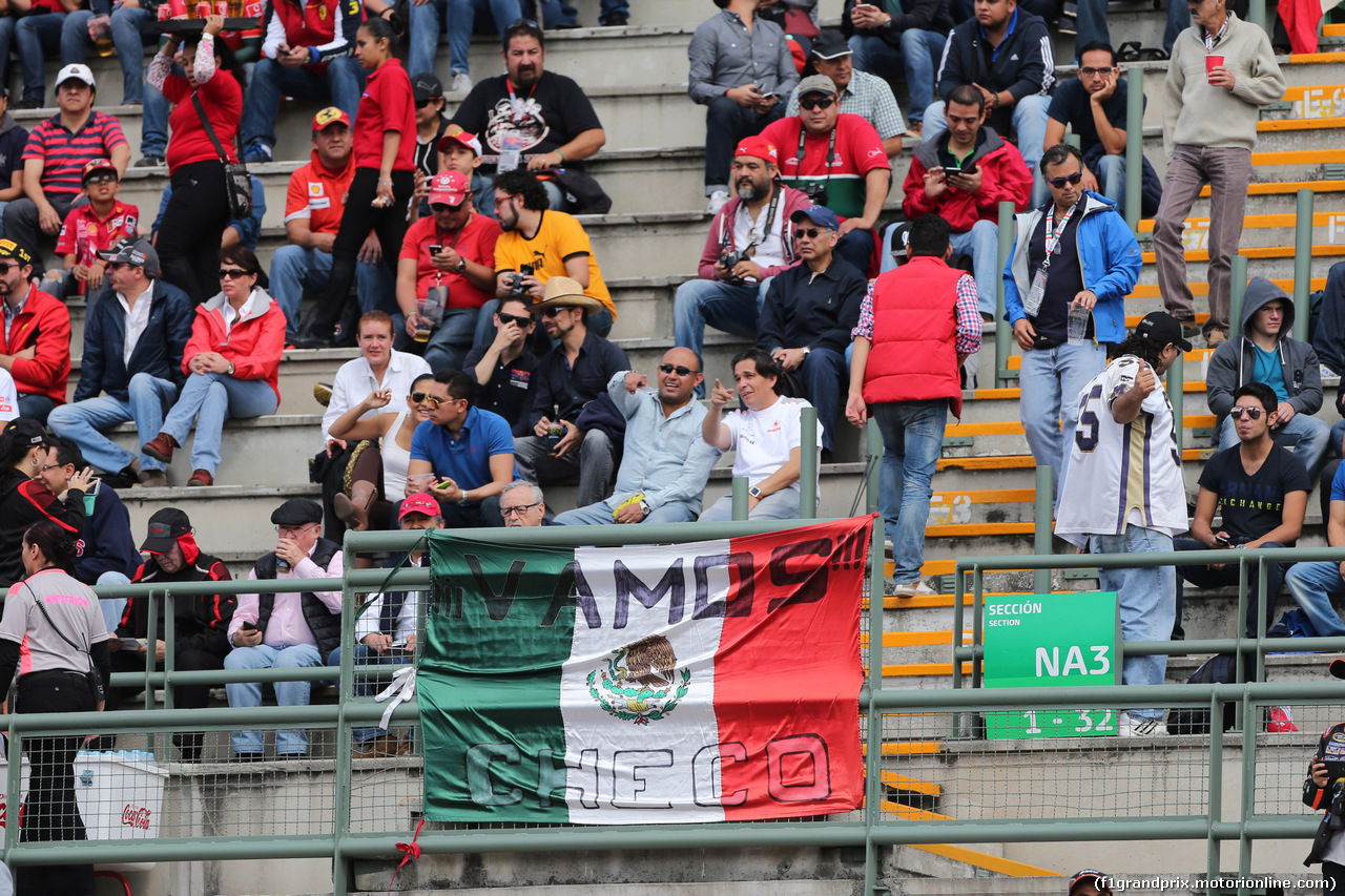 GP MESSICO, 30.10.2015 - Prove Libere 1, Fans