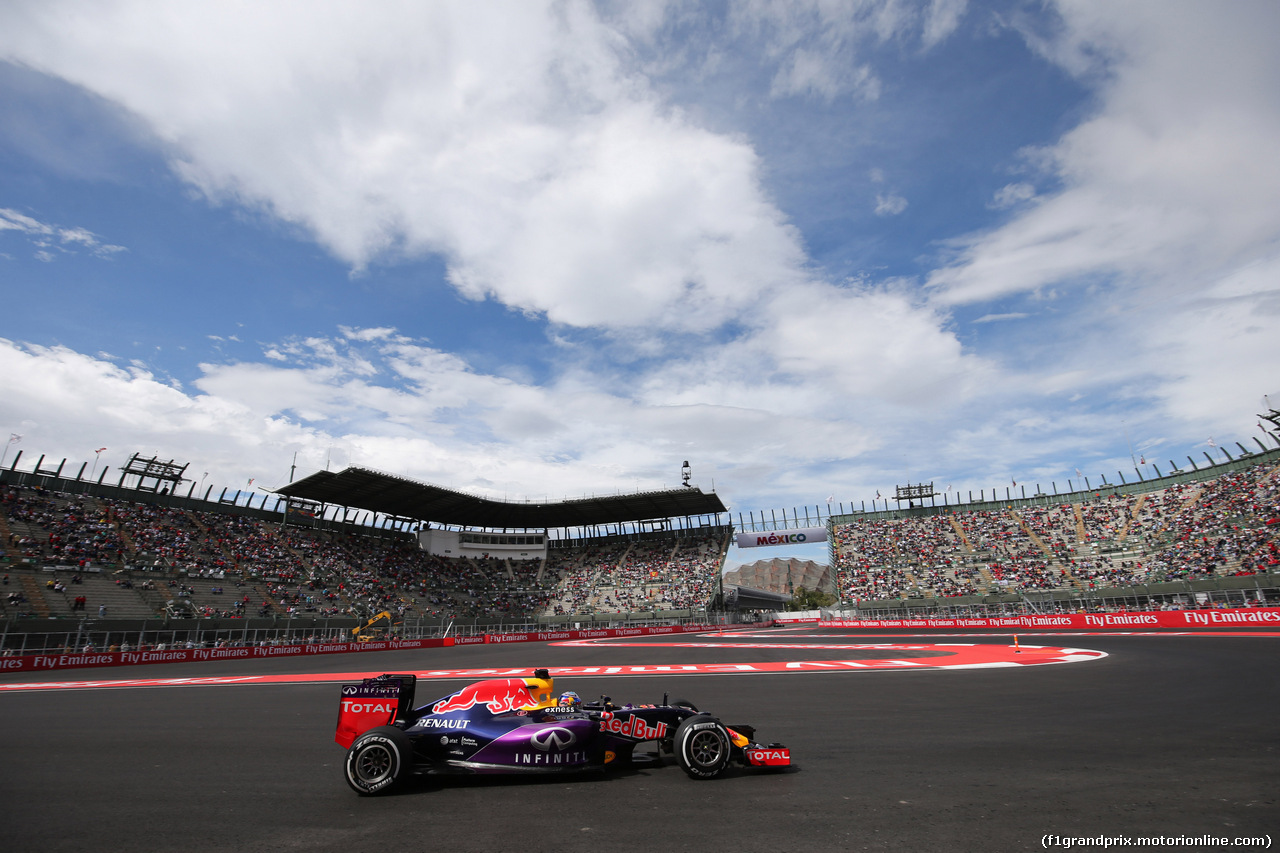 GP MESSICO, 30.10.2015 - Prove Libere 1, Daniel Ricciardo (AUS) Red Bull Racing RB11