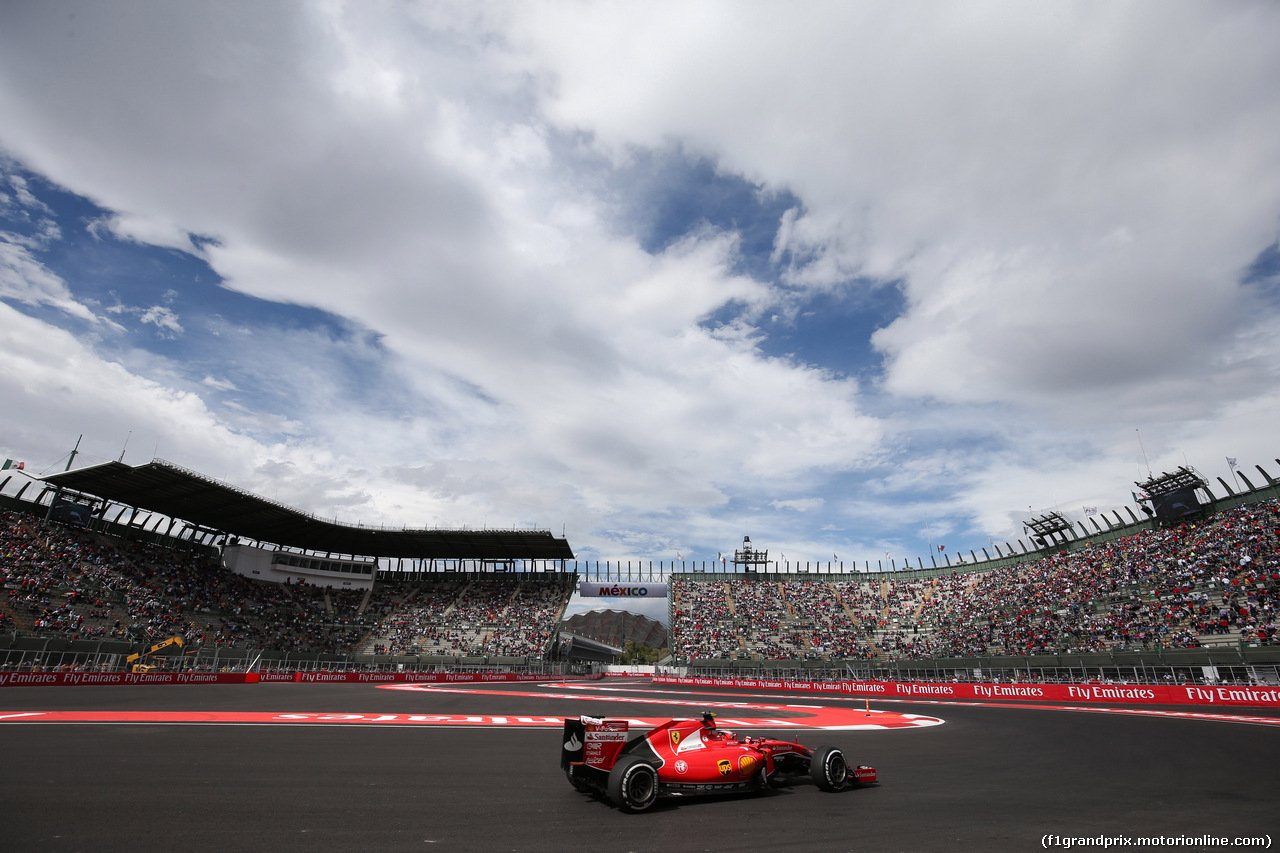 GP MESSICO, 30.10.2015 - Prove Libere 1, Kimi Raikkonen (FIN) Ferrari SF15-T