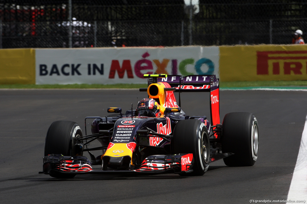 GP MESSICO, 30.10.2015 - Prove Libere 1, Daniil Kvyat (RUS) Red Bull Racing RB11