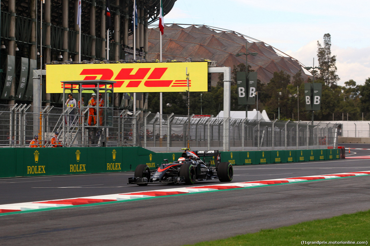 GP MESSICO, 30.10.2015 - Prove Libere 1, Jenson Button (GBR)  McLaren Honda MP4-30.