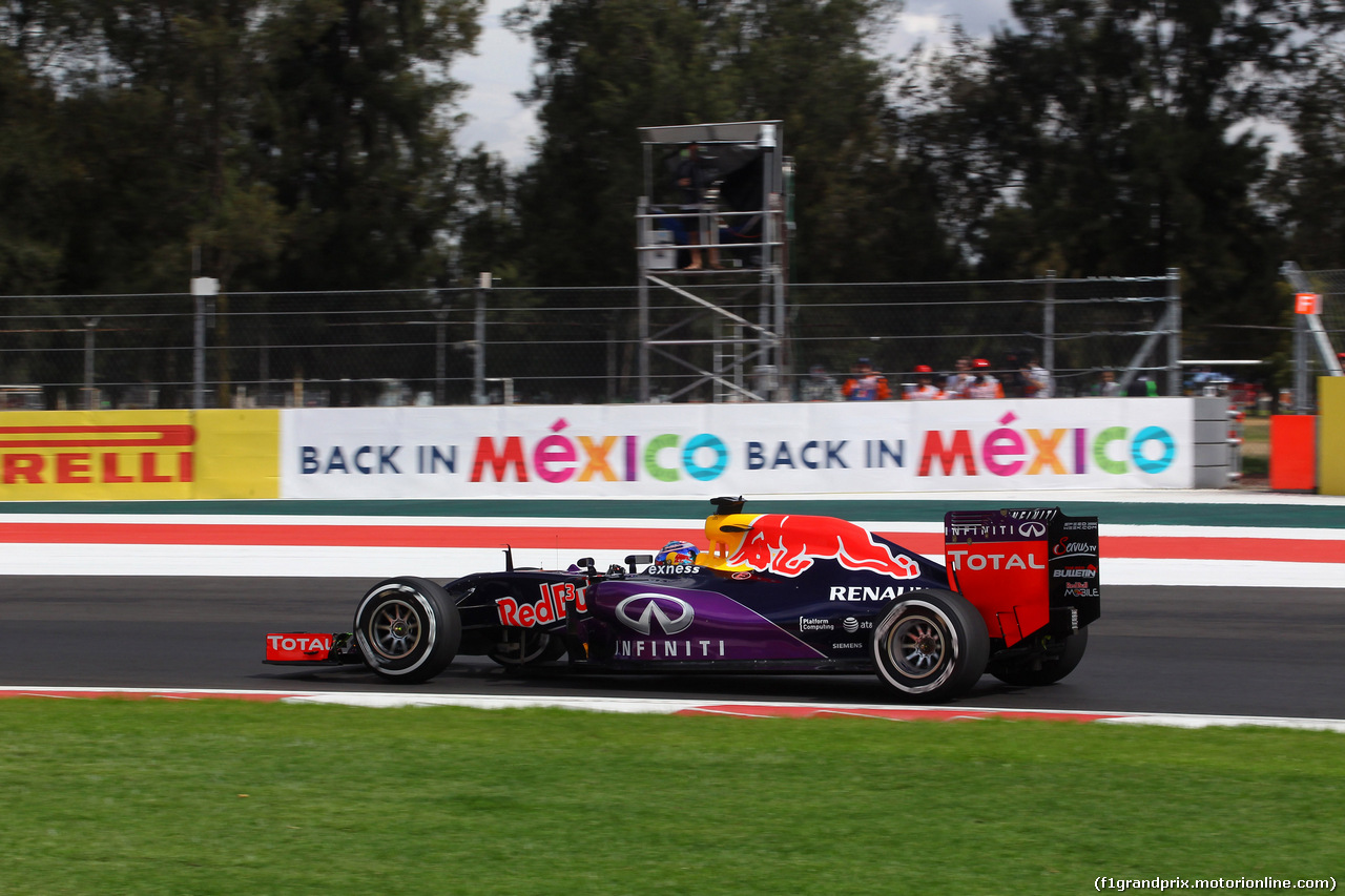 GP MESSICO, 30.10.2015 - Prove Libere 1, Daniel Ricciardo (AUS) Red Bull Racing RB11