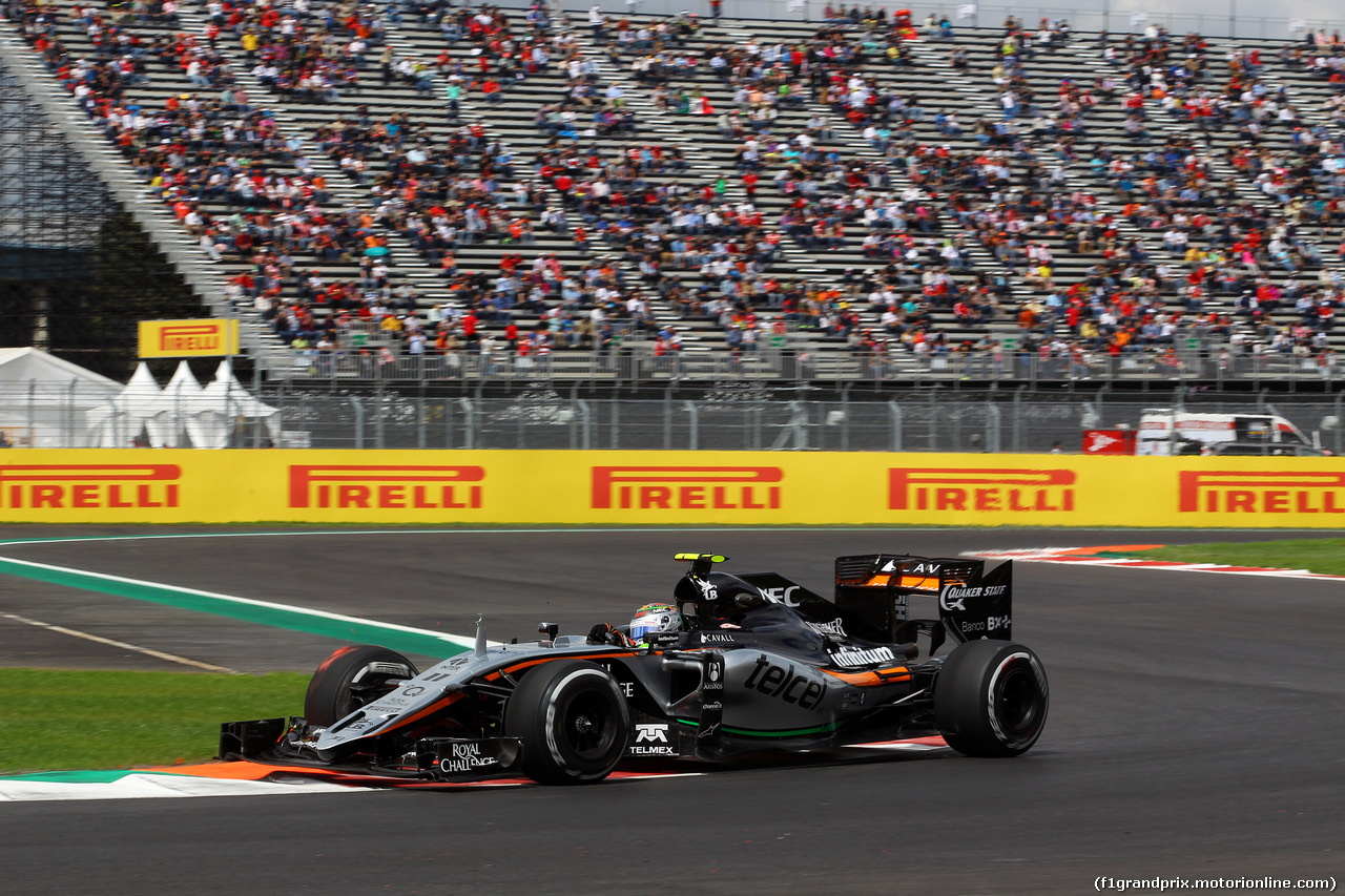 GP MESSICO, 30.10.2015 - Prove Libere 1, Sergio Perez (MEX) Sahara Force India F1 VJM08