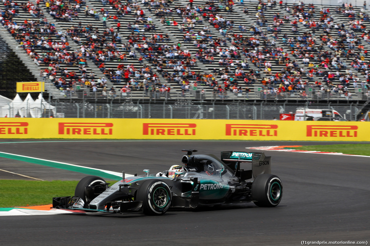 GP MESSICO, 30.10.2015 - Prove Libere 1, Lewis Hamilton (GBR) Mercedes AMG F1 W06