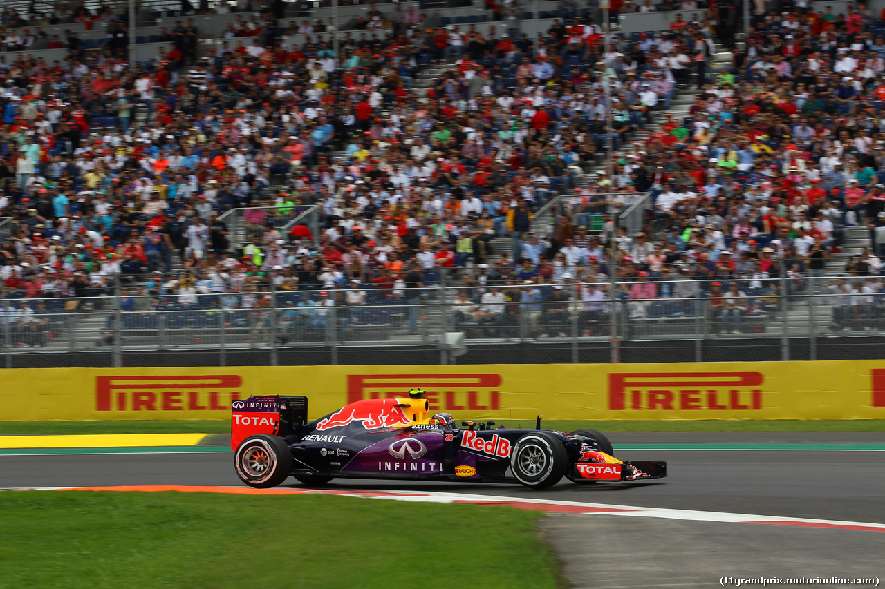 GP MESSICO, 30.10.2015 - Prove Libere 2, Daniil Kvyat (RUS) Red Bull Racing RB11