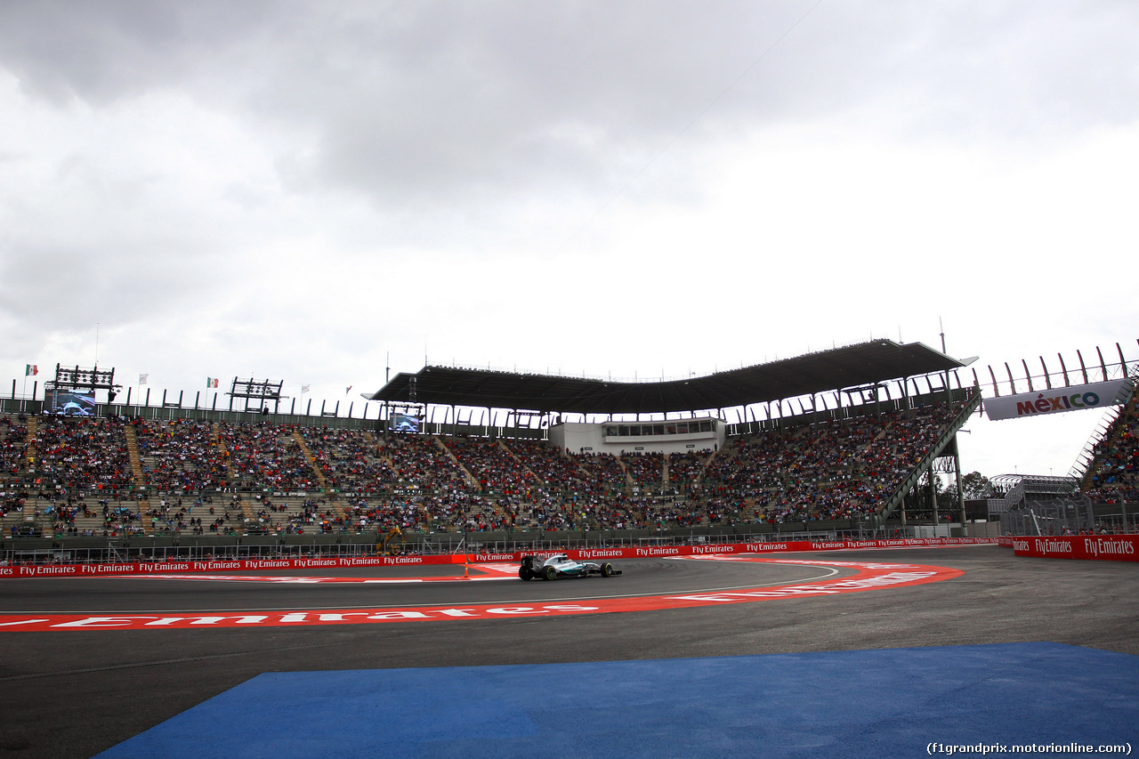 GP MESSICO, 30.10.2015 - Prove Libere 2, Lewis Hamilton (GBR) Mercedes AMG F1 W06