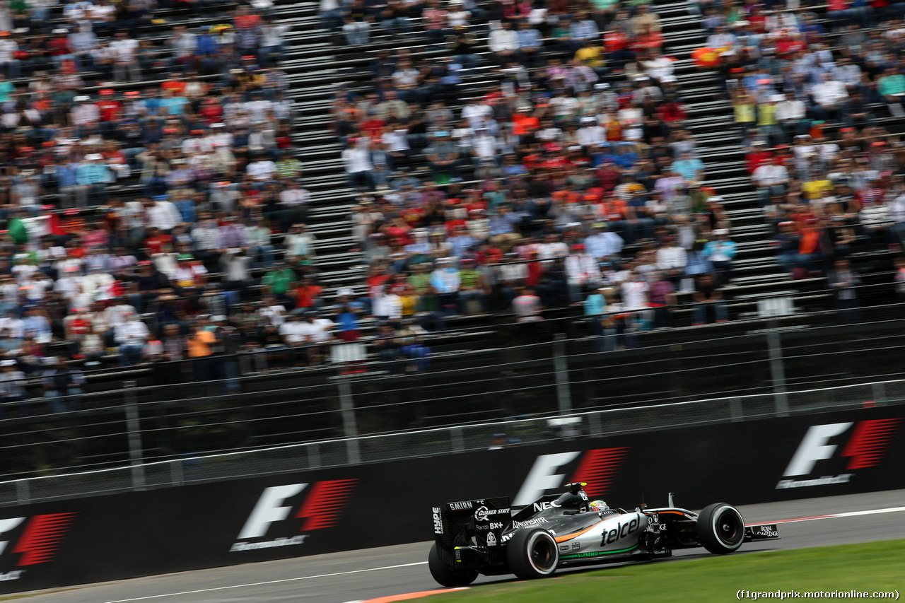 GP MESSICO, 30.10.2015 - Prove Libere 2, Sergio Perez (MEX) Sahara Force India F1 VJM08