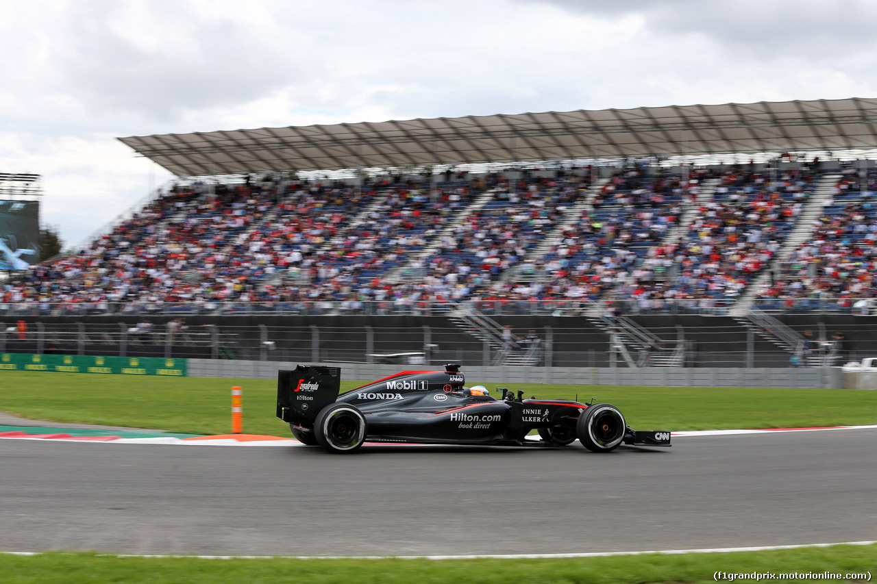 GP MESSICO, 30.10.2015 - Prove Libere 2, Fernando Alonso (ESP) McLaren Honda MP4-30