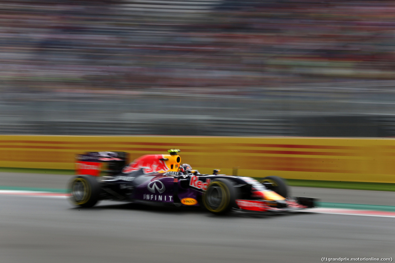 GP MESSICO, 30.10.2015 - Prove Libere 2, Daniil Kvyat (RUS) Red Bull Racing RB11