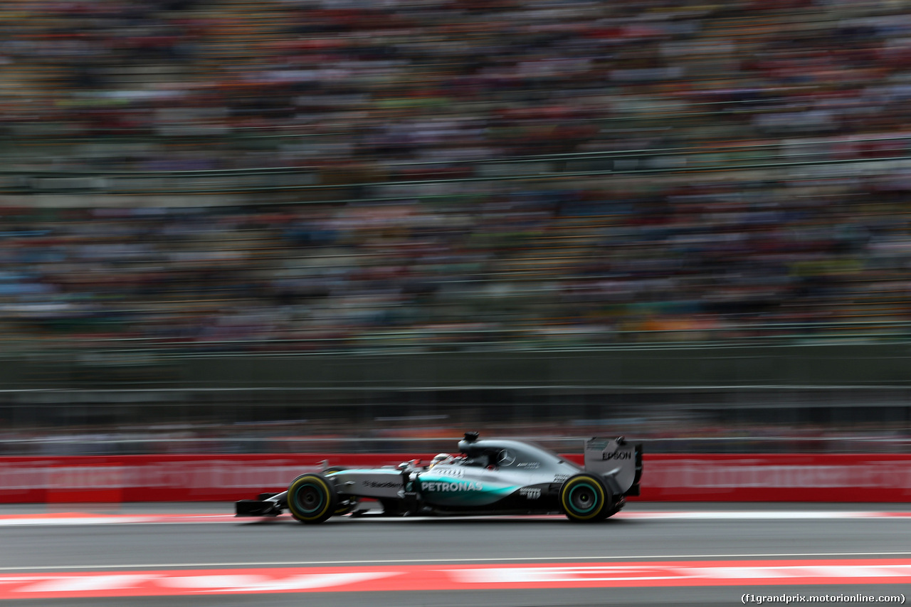 GP MESSICO, 30.10.2015 - Prove Libere 2, Lewis Hamilton (GBR) Mercedes AMG F1 W06