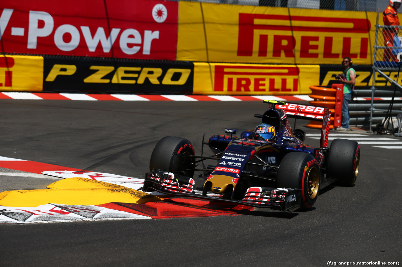 GP MONACO, 24.05.2015- Gara, Carlos Sainz Jr (ESP) Scuderia Toro Rosso STR10