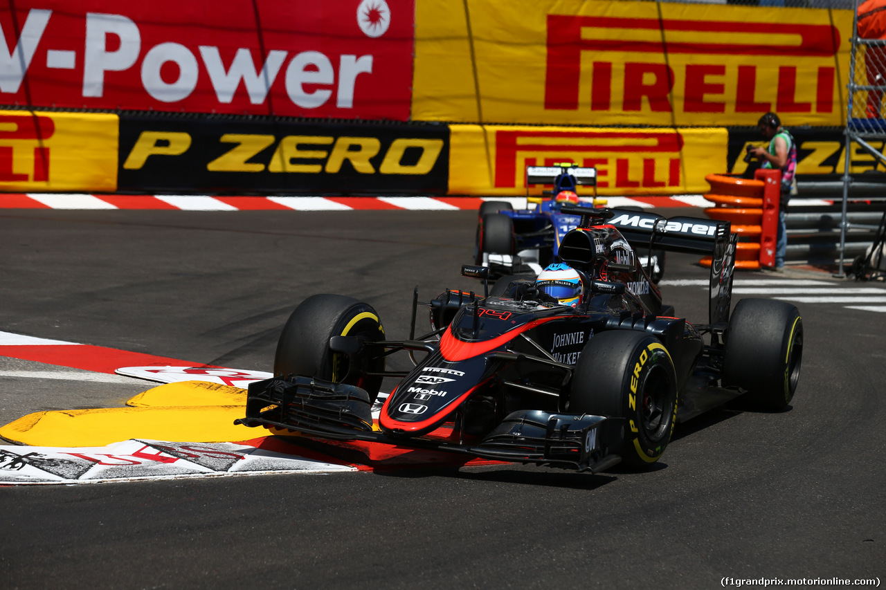 GP MONACO, 24.05.2015- Gara, Fernando Alonso (ESP) McLaren Honda MP4-30