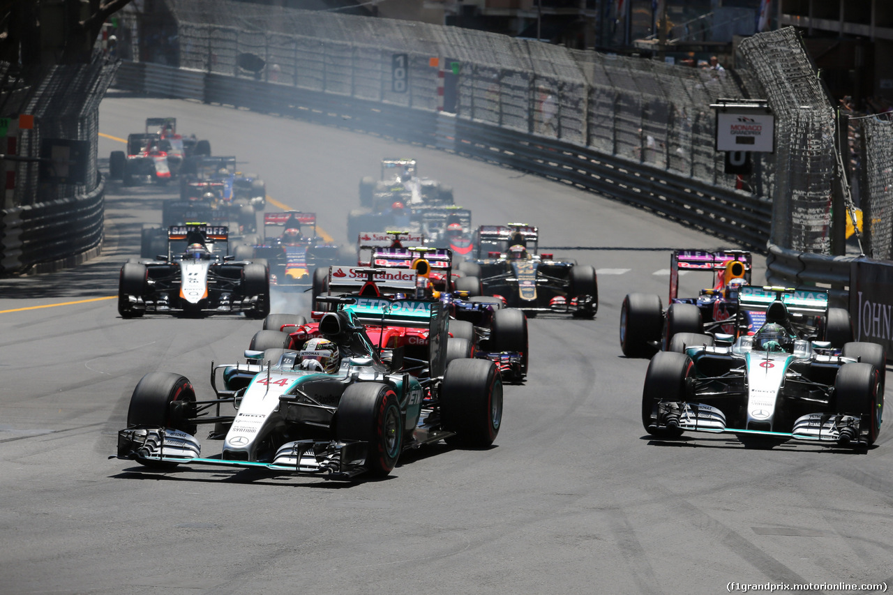 GP MONACO, 24.05.2015- Gara, The Start