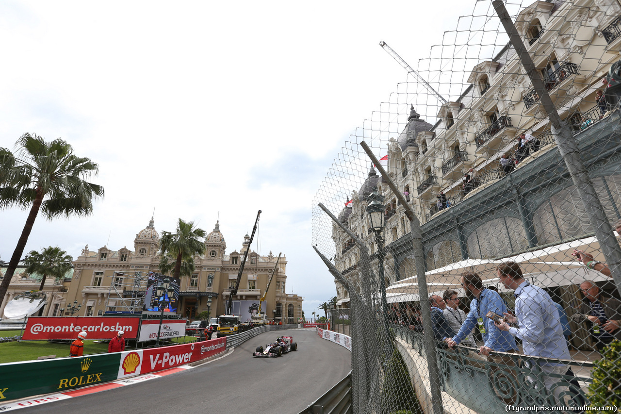 GP MONACO, 21.05.2015- Prove Libere 1, Carlos Sainz Jr (ESP) Scuderia Toro Rosso STR10