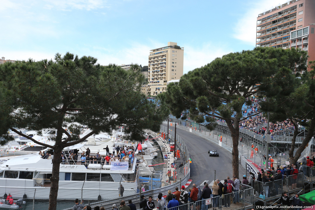 GP MONACO, 21.05.2015- Prove Libere 1, Nico Rosberg (GER) Mercedes AMG F1 W06
