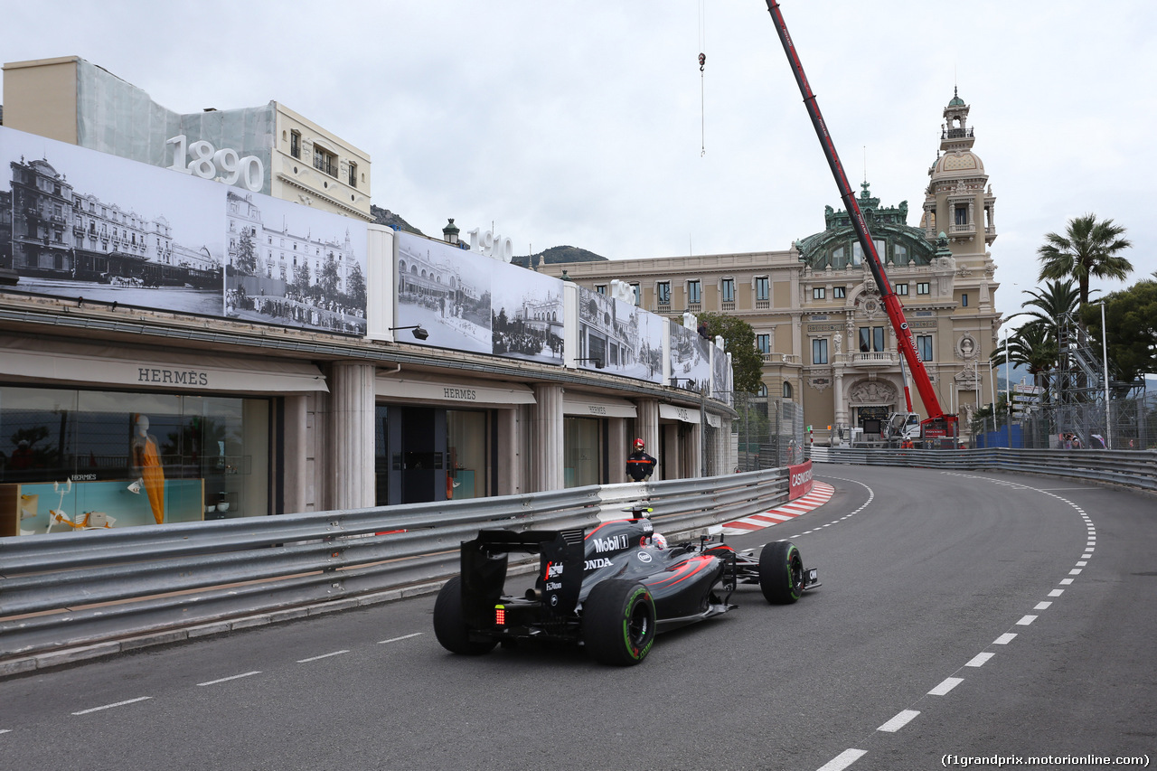 GP MONACO, 21.05.2015- Prove Libere 1, Jenson Button (GBR) McLaren Honda MP4-30