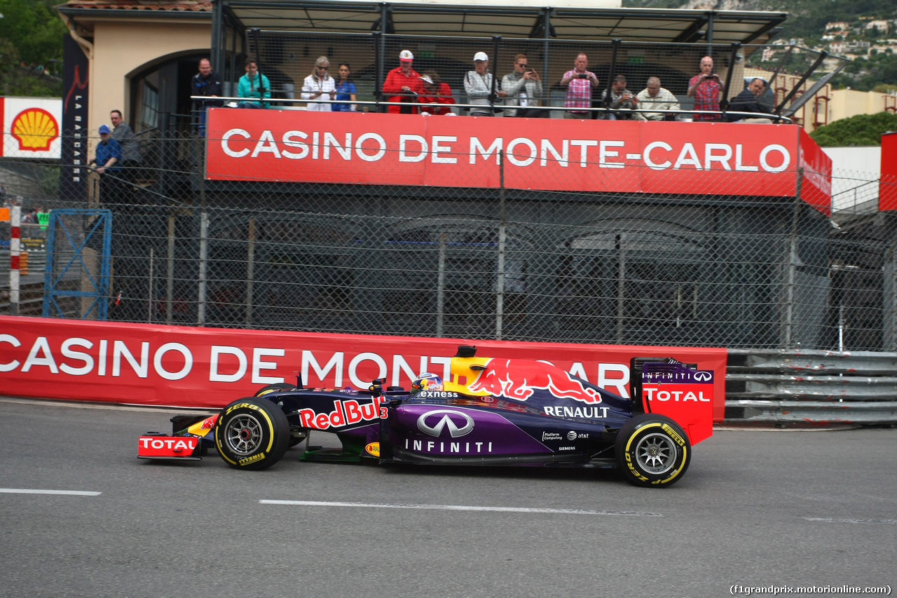 GP MONACO, 21.05.2015- Prove Libere 1, Daniel Ricciardo (AUS) Red Bull Racing RB11