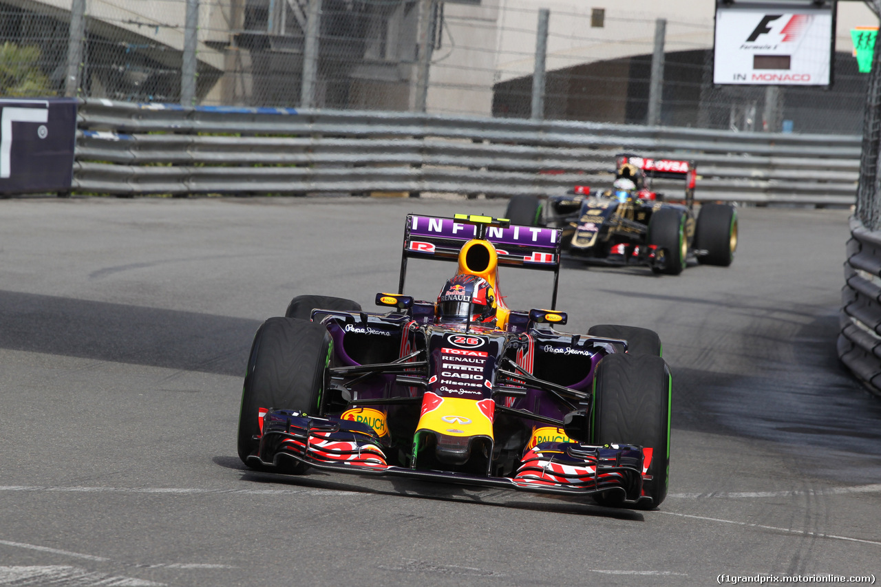 GP MONACO, 21.05.2015- Prove Libere 1, Daniil Kvyat (RUS) Red Bull Racing RB11