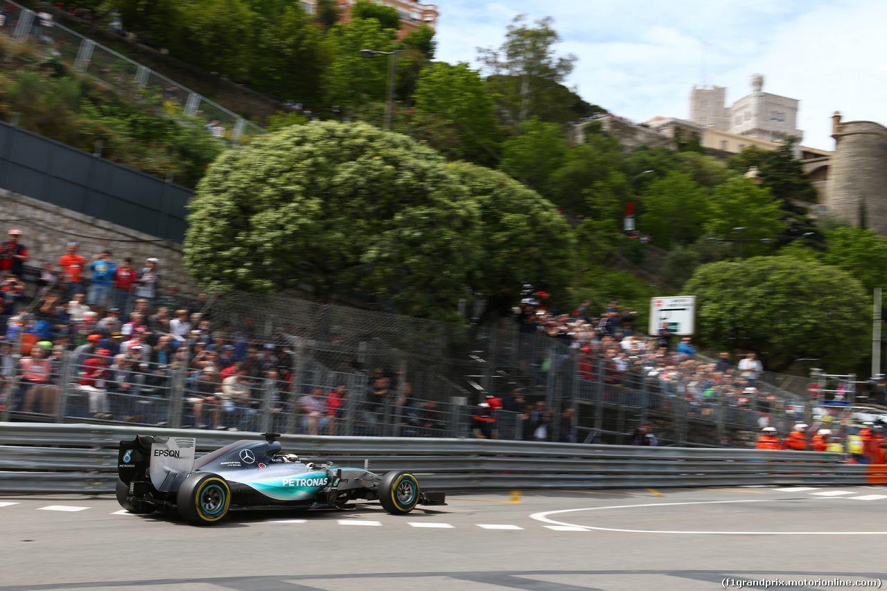 GP MONACO, 21.05.2015- Prove Libere 1, Lewis Hamilton (GBR) Mercedes AMG F1 W06