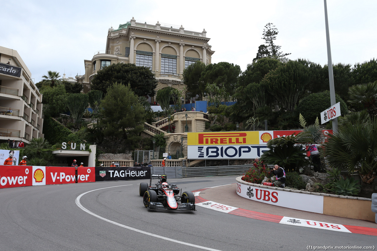 GP MONACO, 21.05.2015- Prove Libere 2, Jenson Button (GBR) McLaren Honda MP4-30